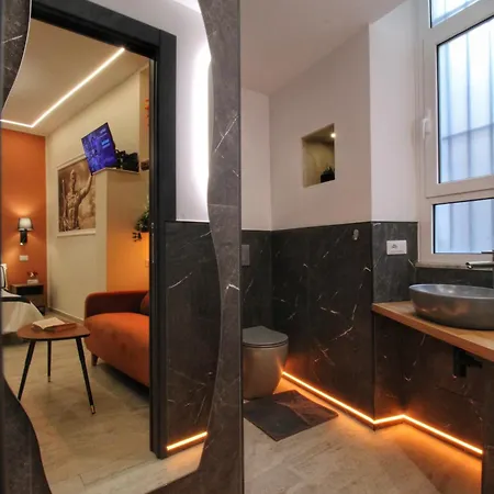 Domus Grottae At Campo De Fiori Рим