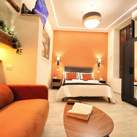 Domus Grottae At Campo De Fiori Apartment *